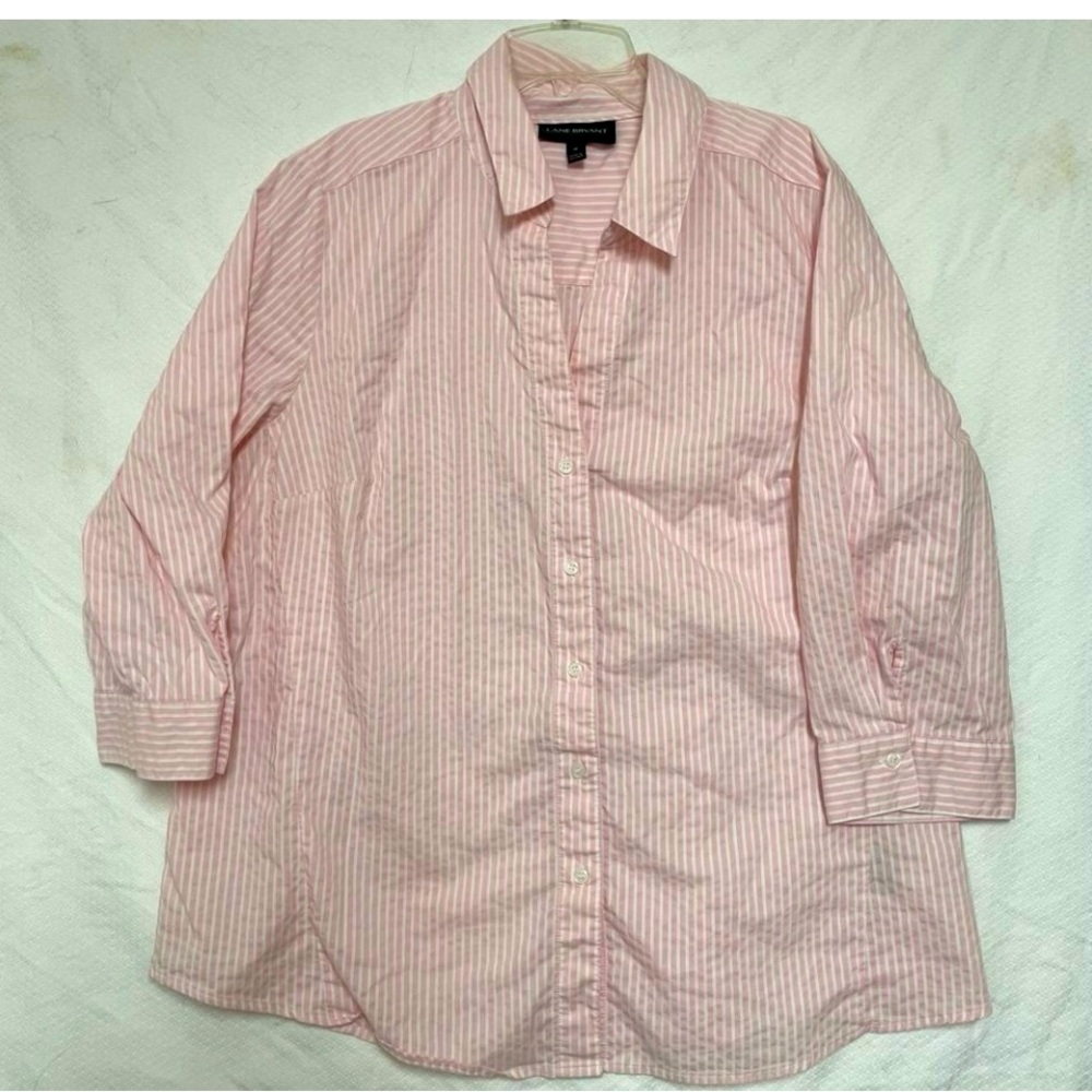 ⭐️Lane Bryant size 18 pink/white striped button down 3/4 sleeve.